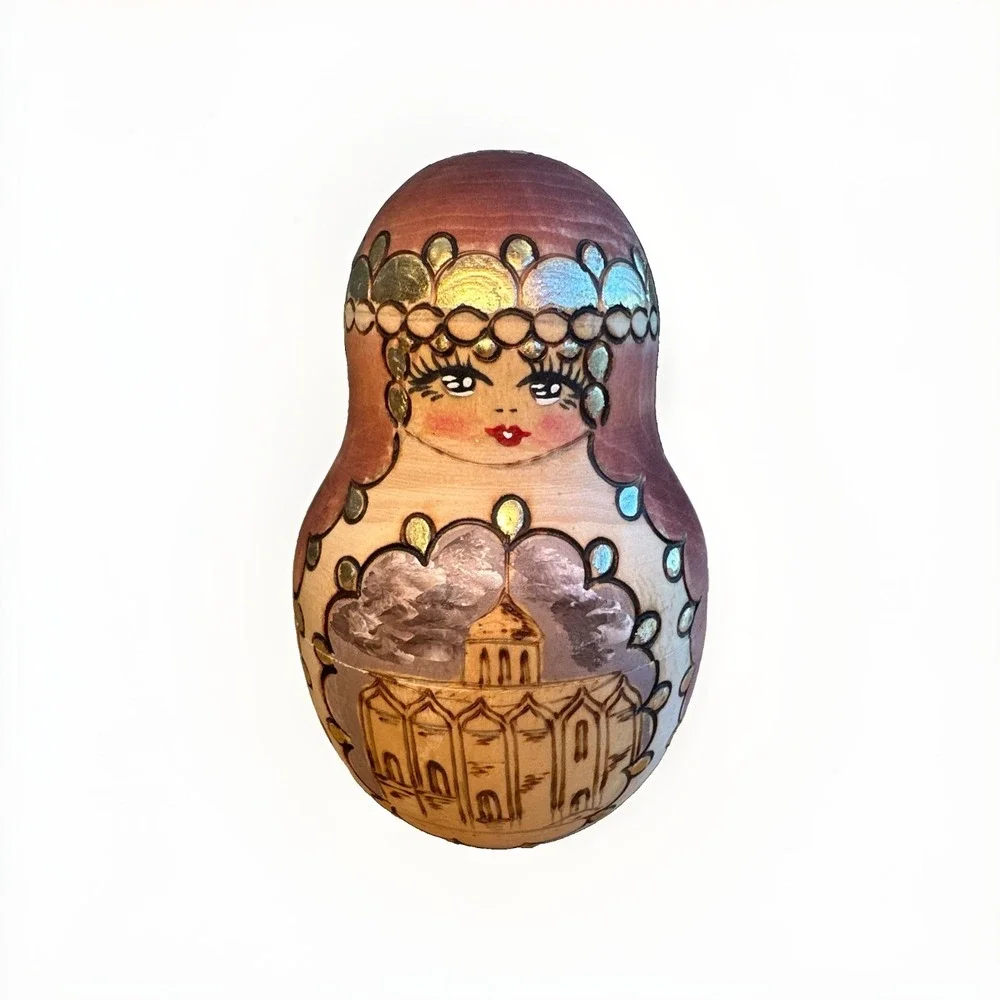 Vintage Russian Matryoshka Nesting Dolls 5pc Hand Painted Wood Burned Set Gold